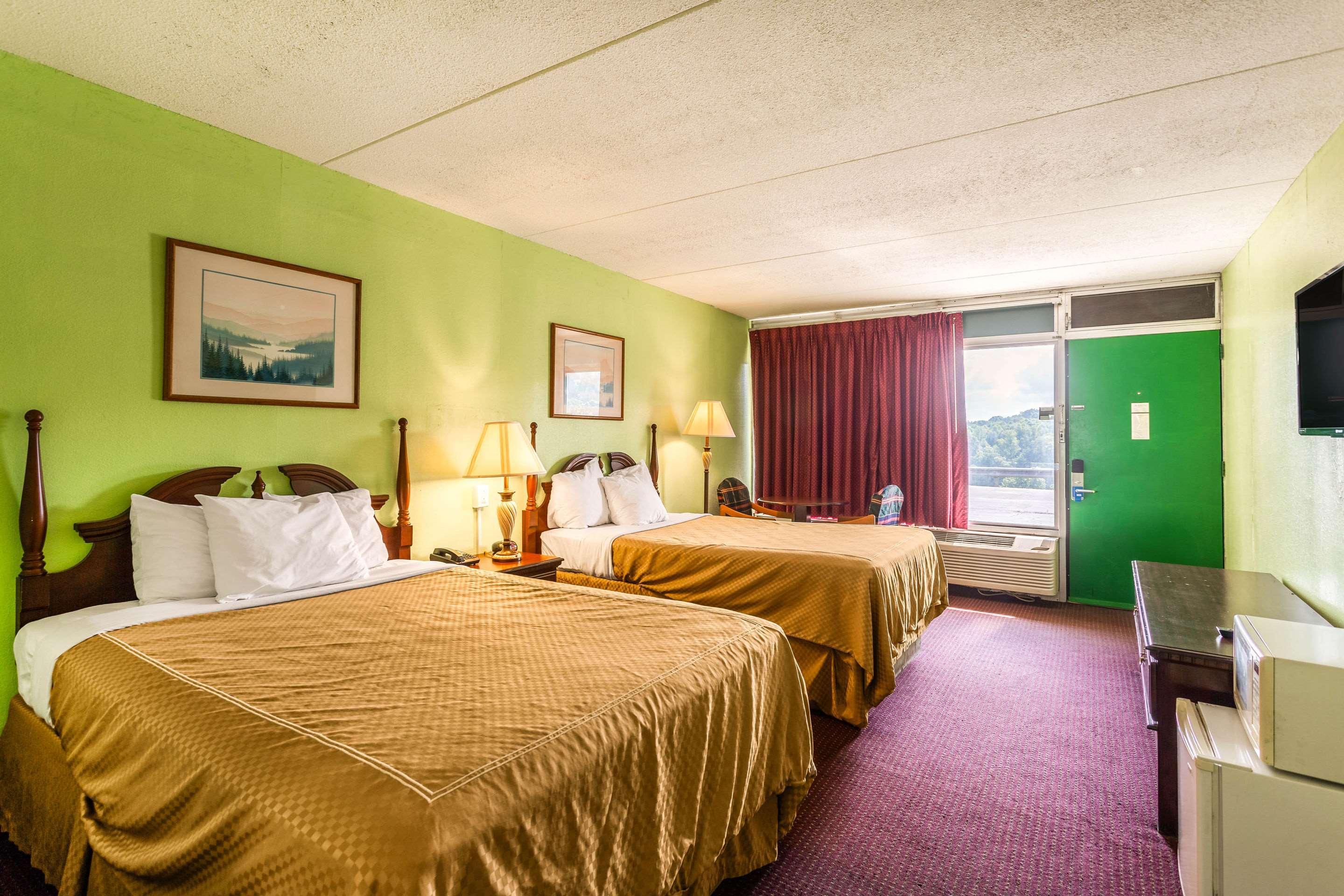 Rodeway Inn Renfro Valley Mount Vernon Exterior foto